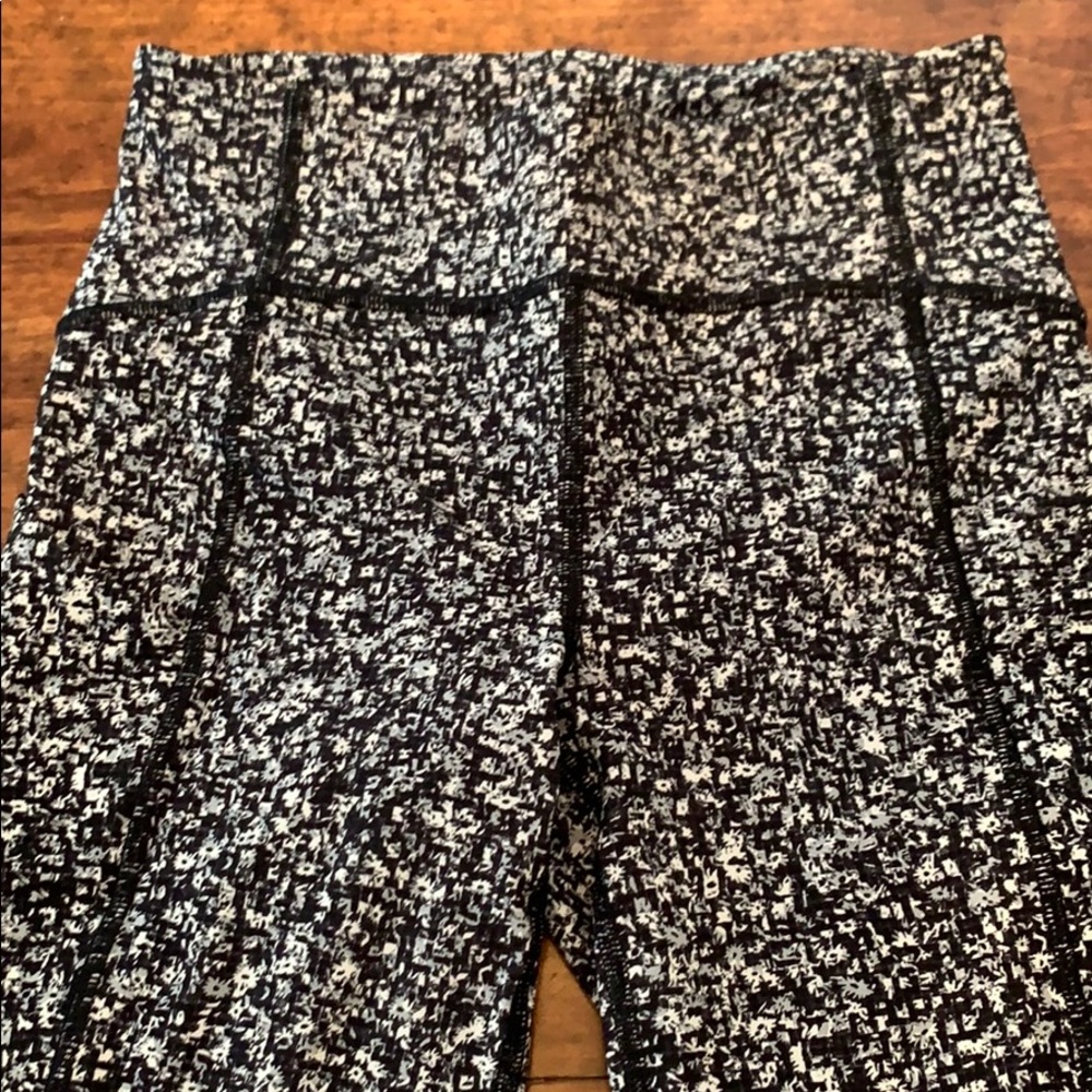 Lululemon capris